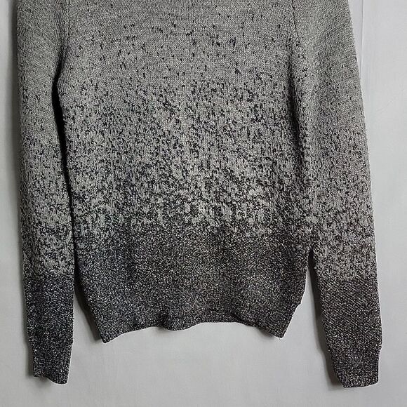 🖤5/$20🖤 H&M.. black & gray ombre style sweater.. - Picture 2 of 14